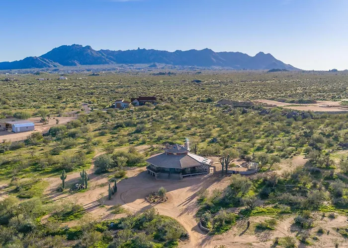 Private Oasis On 10 Acres! Mtn Views * Scottsdale